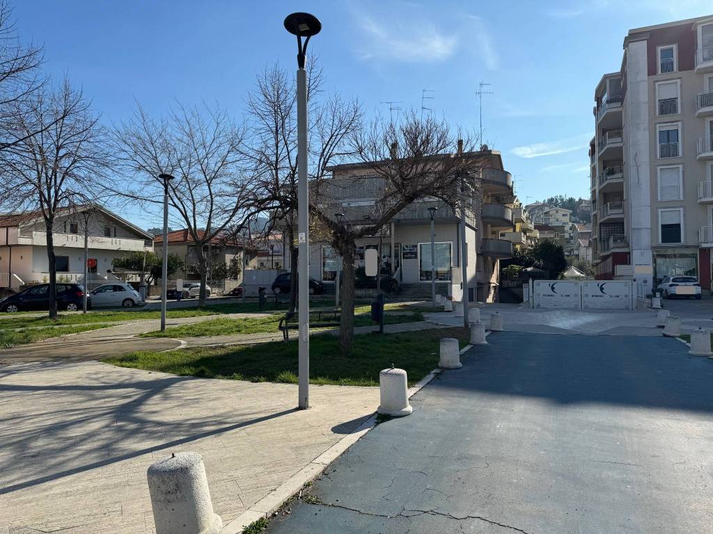 Immobile a Montesilvano in Via Giuseppe Massarenti - Foto 2