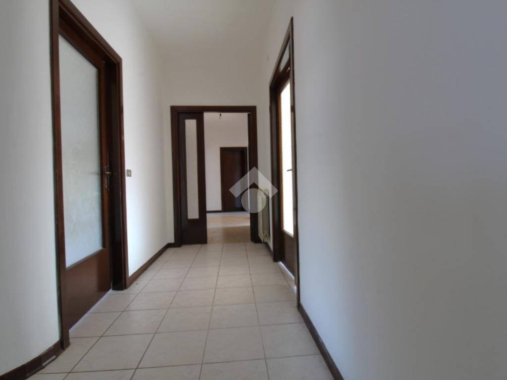 Appartamento a Teramo in VIA RAGANELLO, 17 - Foto 2