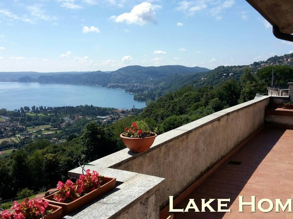 Attico / mansarda a Lesa in Via per Comnago - Foto 2