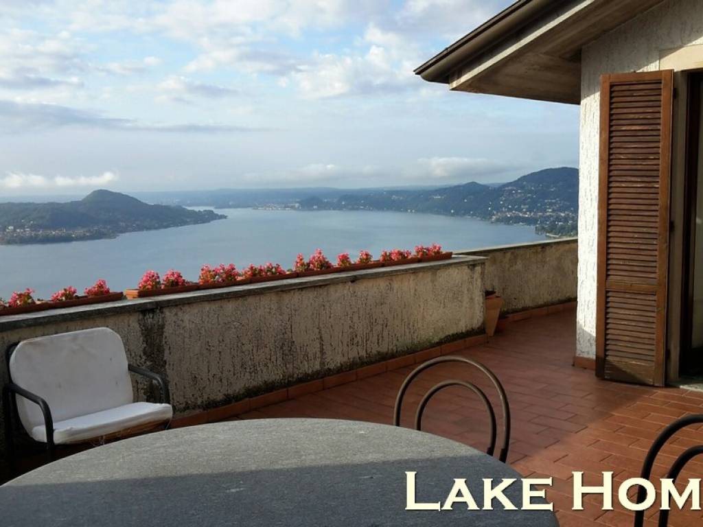 Attico / mansarda a Lesa in Via per Comnago - Foto 3