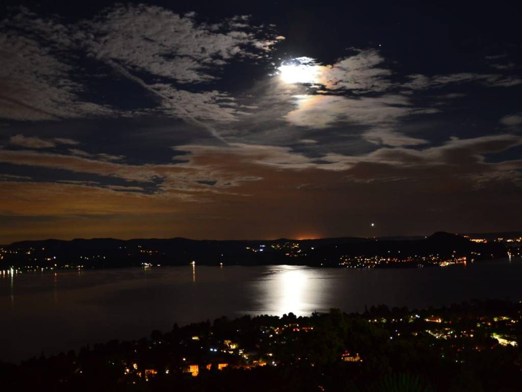 Attico / mansarda a Lesa in Via per Comnago - Foto 4