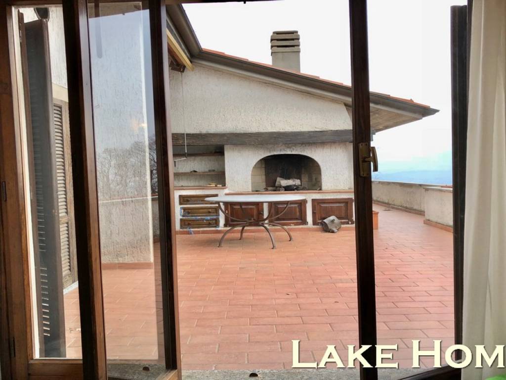 Attico / mansarda a Lesa in Via per Comnago - Foto 5