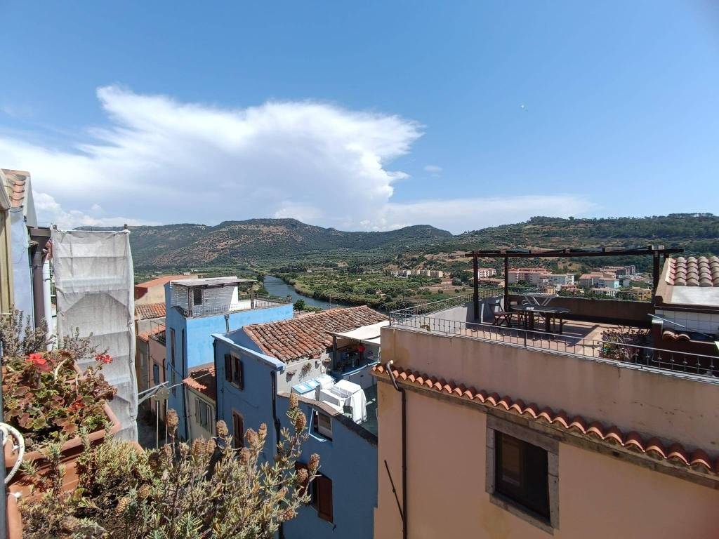 Casa indipendente a Bosa in Via Montenegro, 39 - Foto 4