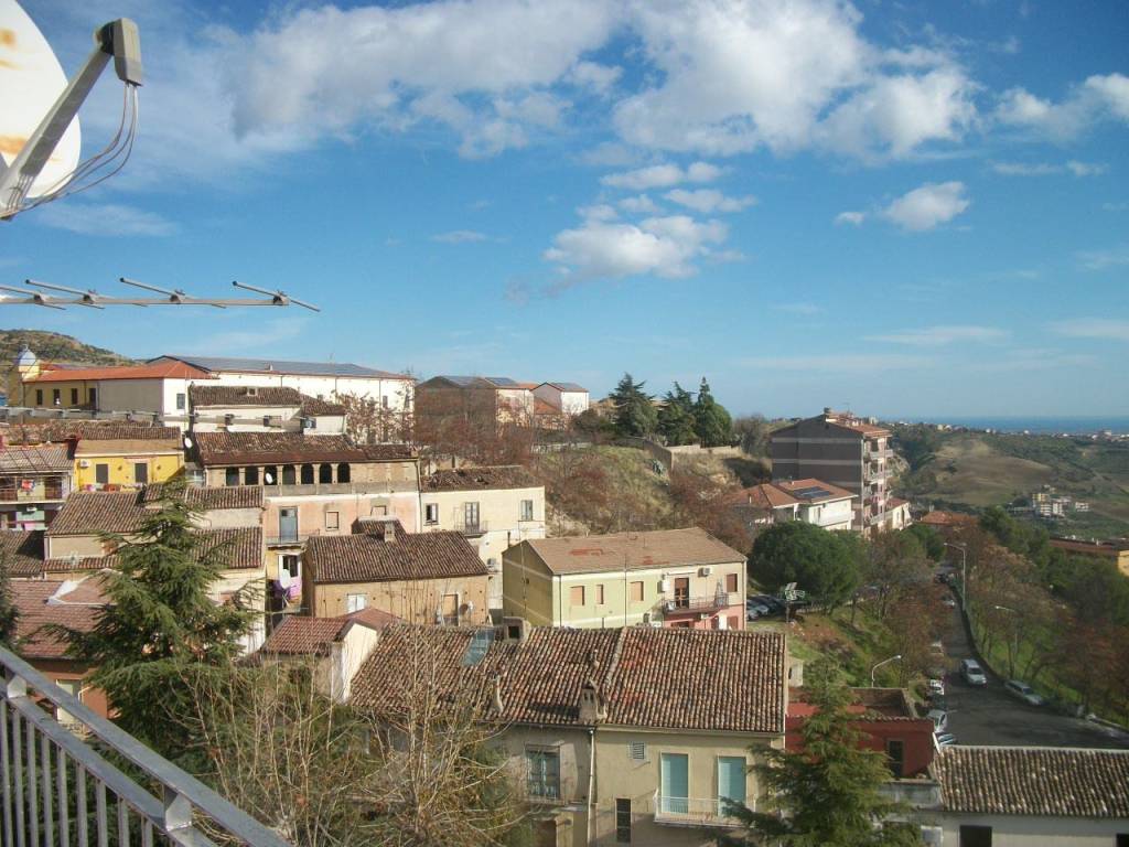 Appartamento a Cassano all'ionio in via vico quinto 4 novembre n, 27 - Foto 3