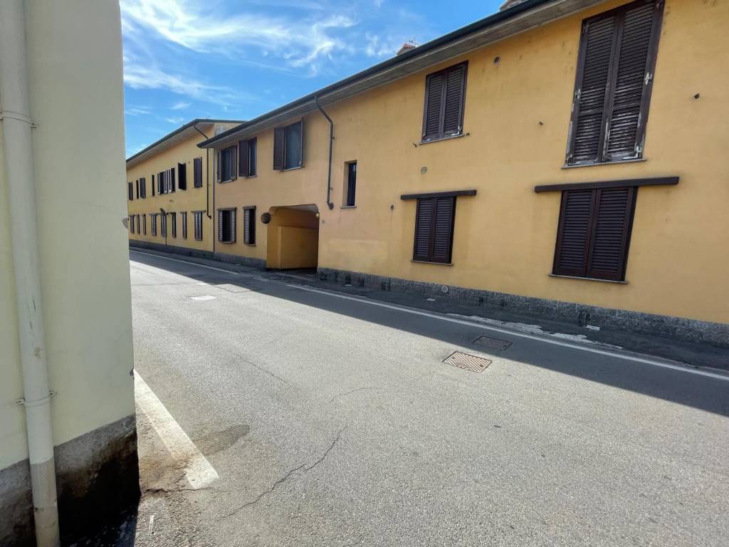 Appartamento a Lodi vecchio in Via Santi Naborre e Felice - Foto 4
