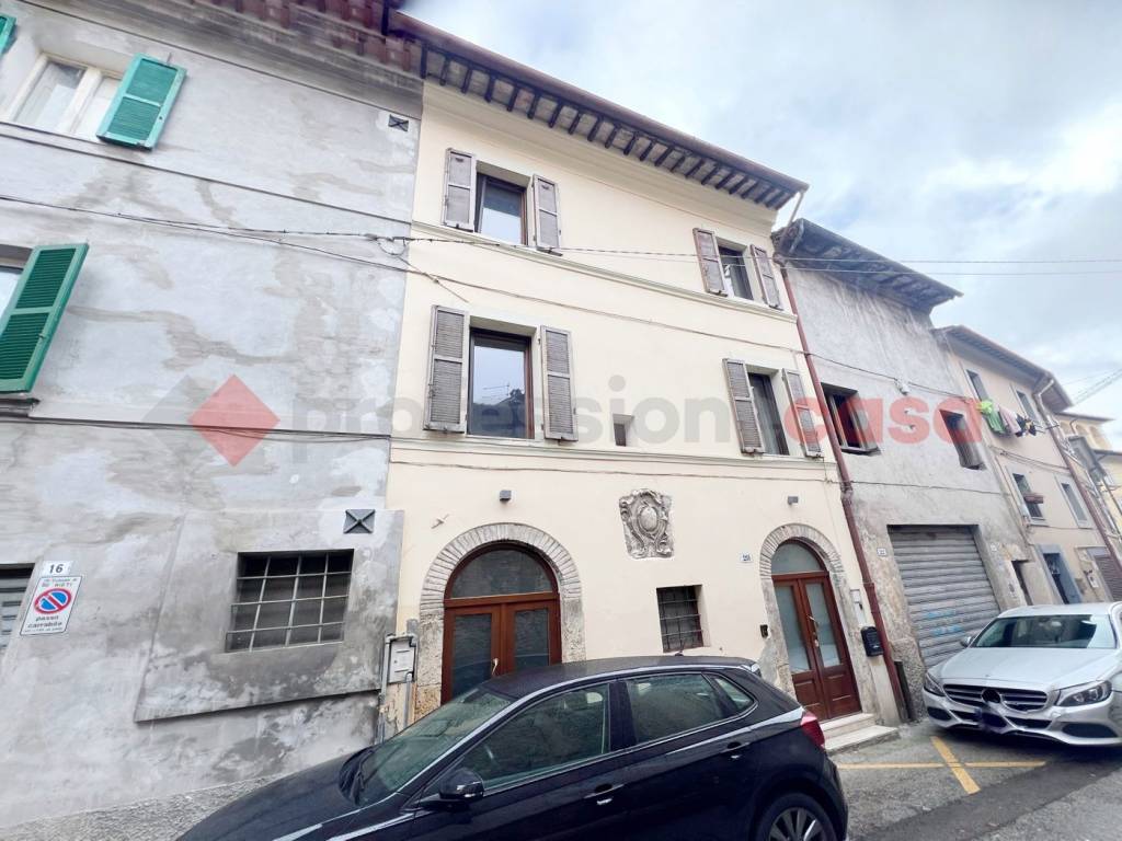 Palazzo / stabile a Rieti in via del Seminario, 20 - Foto 2