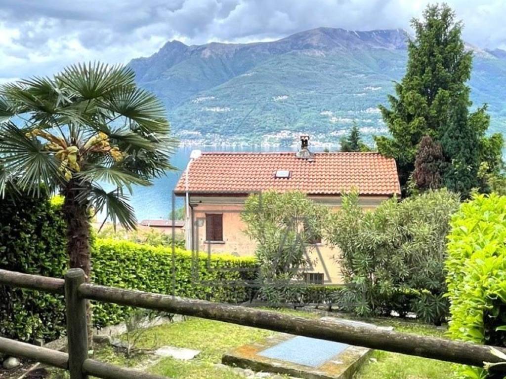 Appartamento a Bellano in Strada di Lezzeno - Foto 5