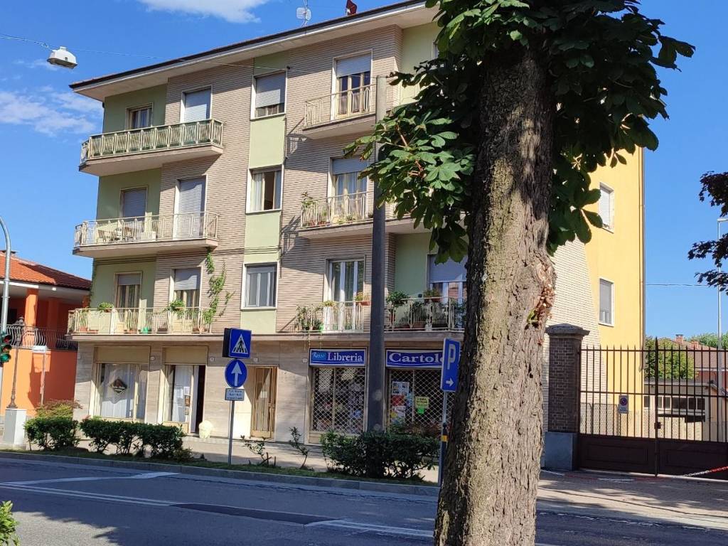 Appartamento a Revello in Viale Umberto I, 27 - Foto 2