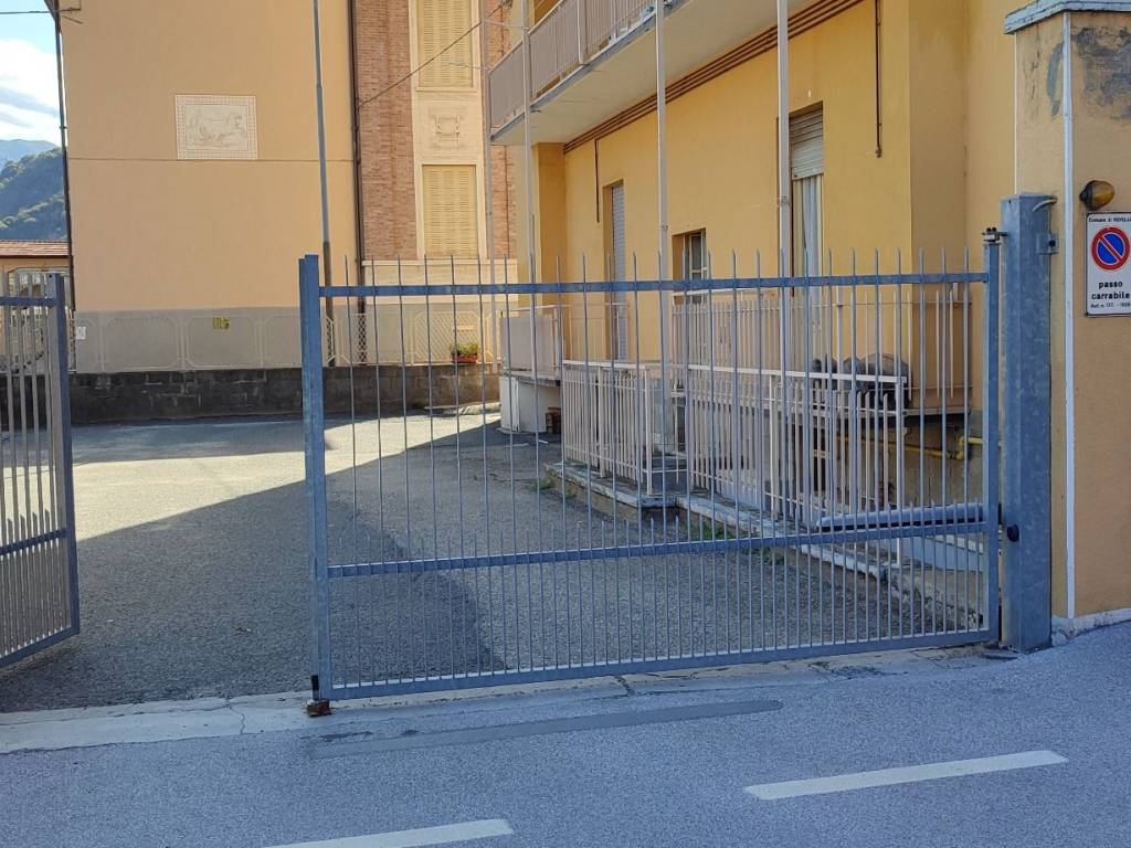 Appartamento a Revello in Viale Umberto I, 27 - Foto 3