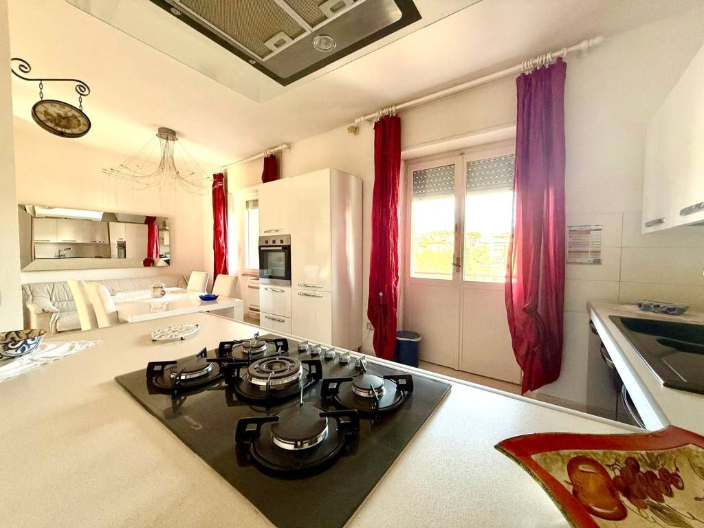 Appartamento a Carbonia in Via Lucania - Foto 3