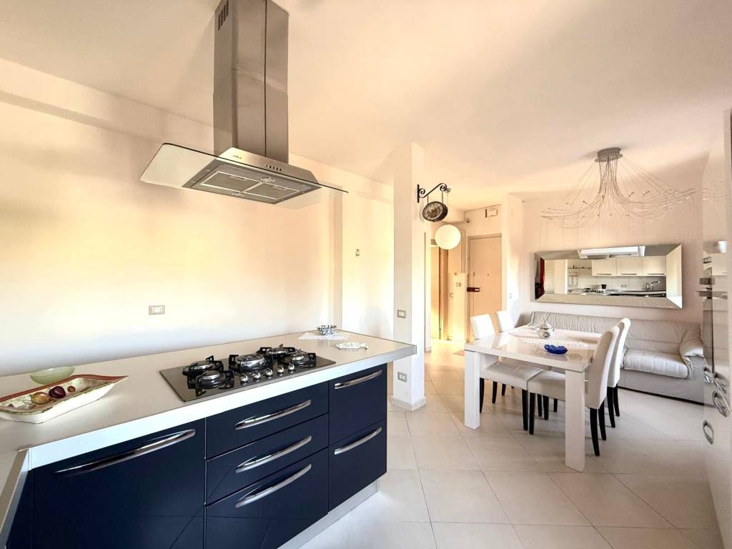 Appartamento a Carbonia in Via Lucania - Foto 4