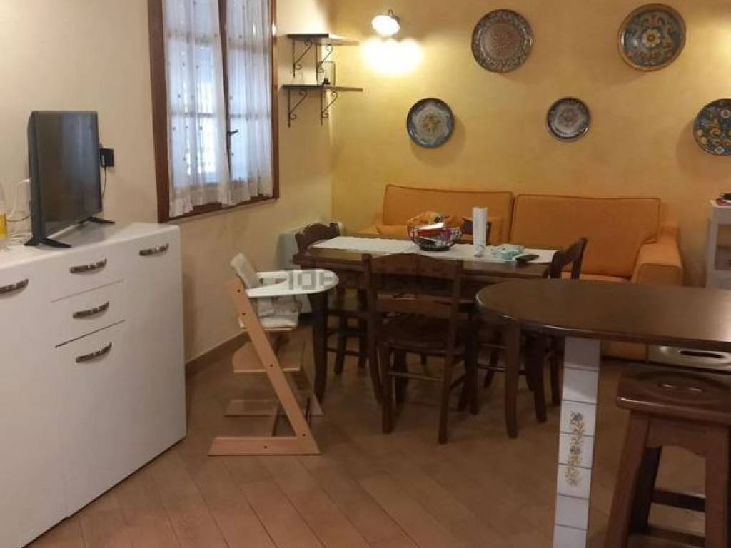 Appartamento a Siracusa in Ronco Secondo a Viale Zecchino - Foto 4