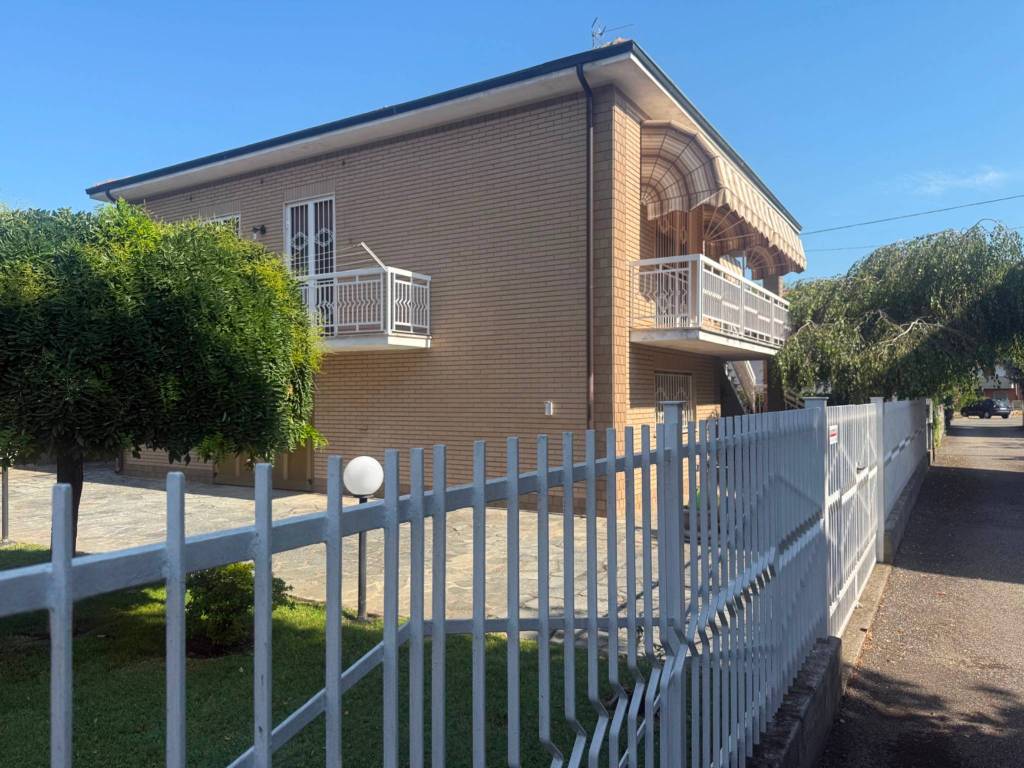 Villa a Alessandria - Foto 4