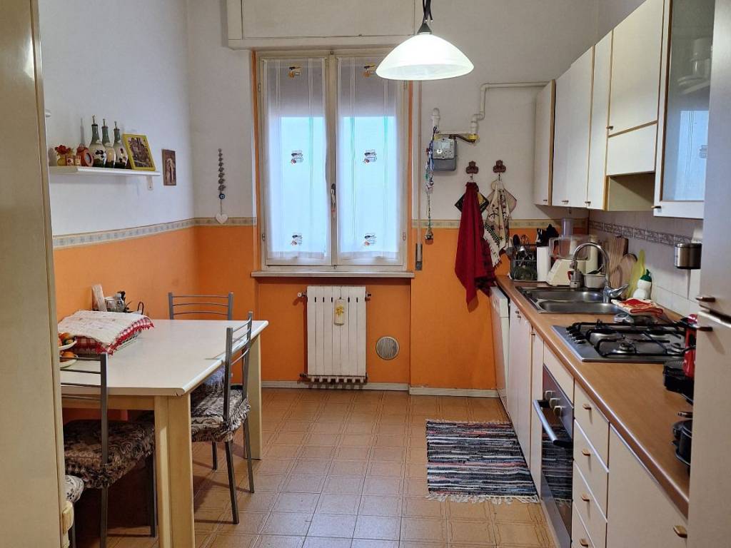 Appartamento a Porto mantovano in Via Dante Alighieri - Foto 3