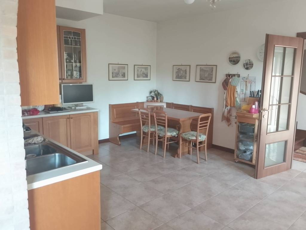 Casa indipendente a Campli in Via Le Fontanelle - Foto 3