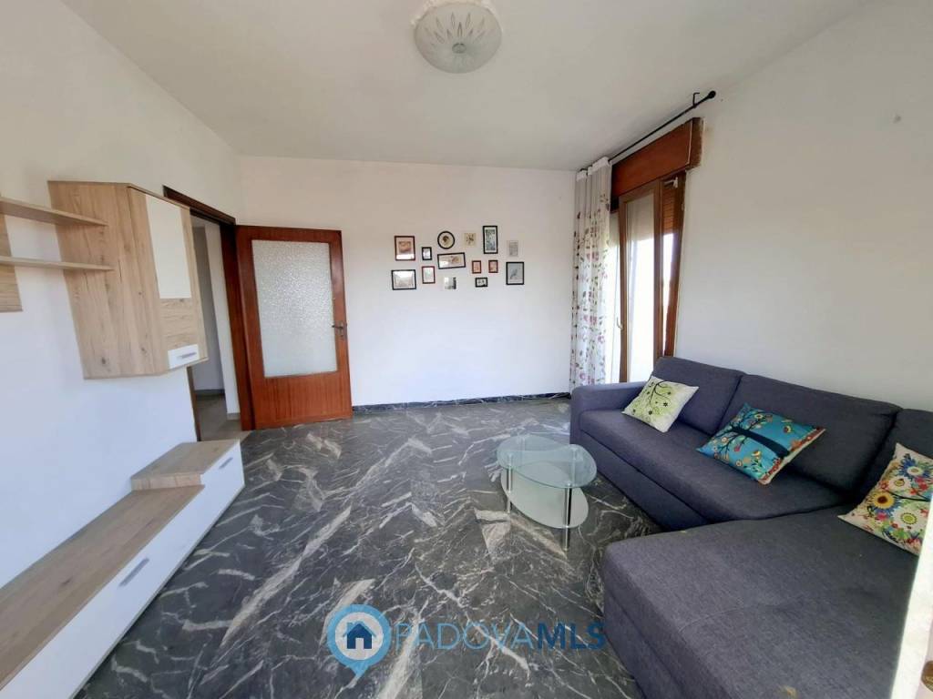 Appartamento a Selvazzano dentro in VIA RISORGIMENTO - Foto 2