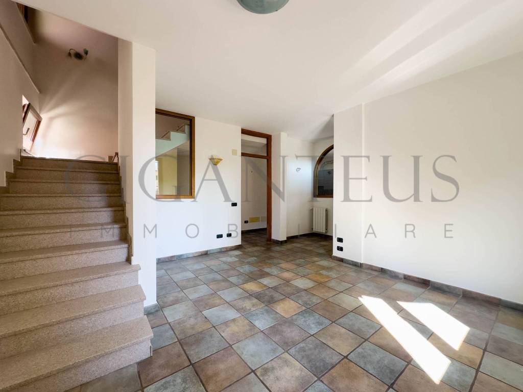 Villa a Tradate in Via Goffredo Mameli, 19 - Foto 4