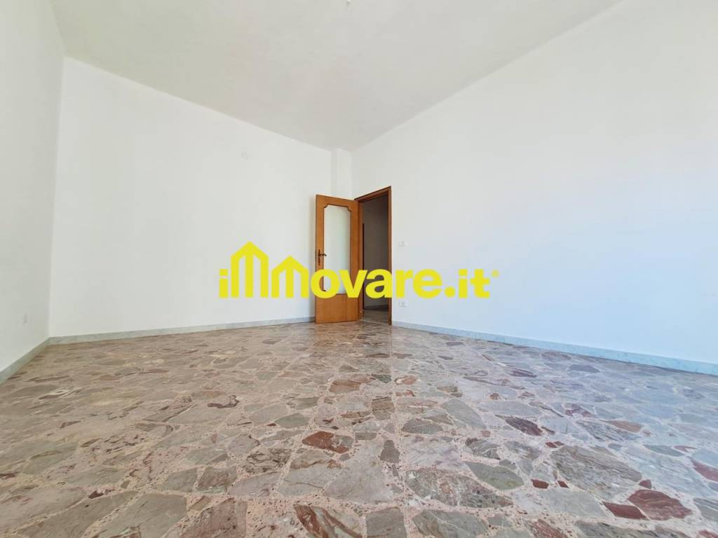 Appartamento a Acquaviva delle fonti in Via Vincenzo Pepe 73 - Foto 4