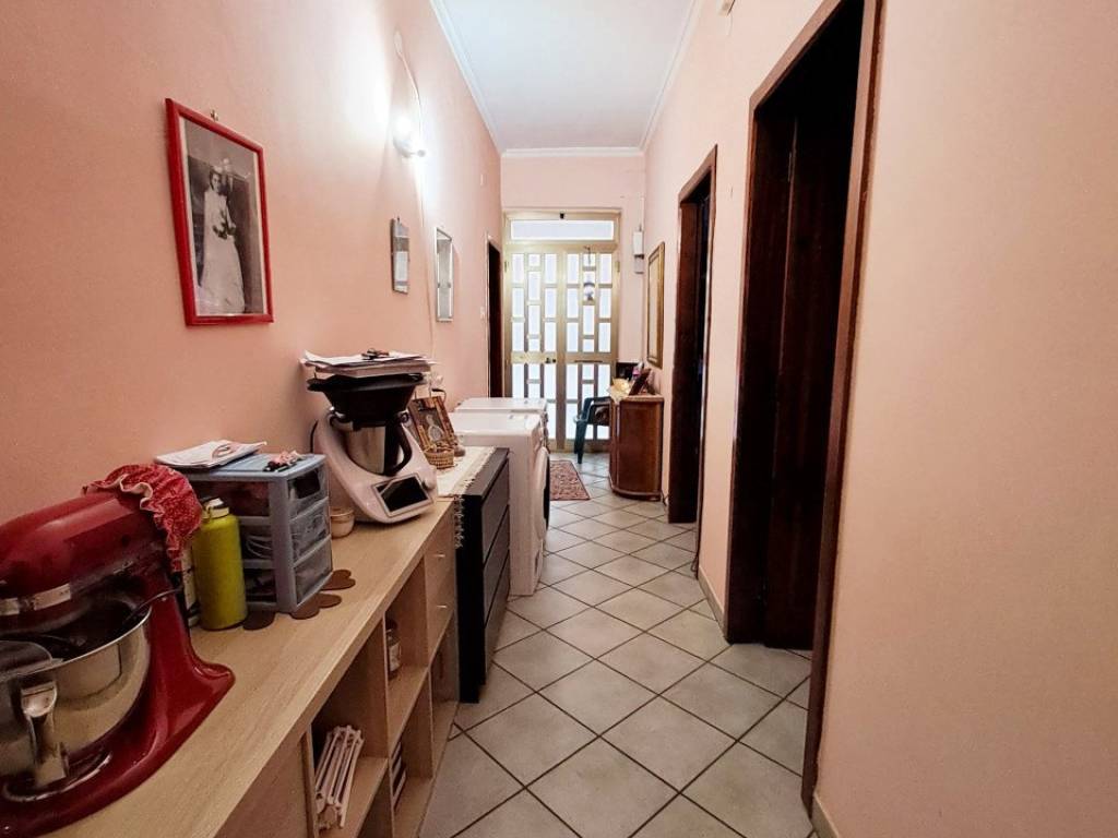 Appartamento a Acquaviva delle fonti in Via Martiri d'Ungheria 33 - Foto 5