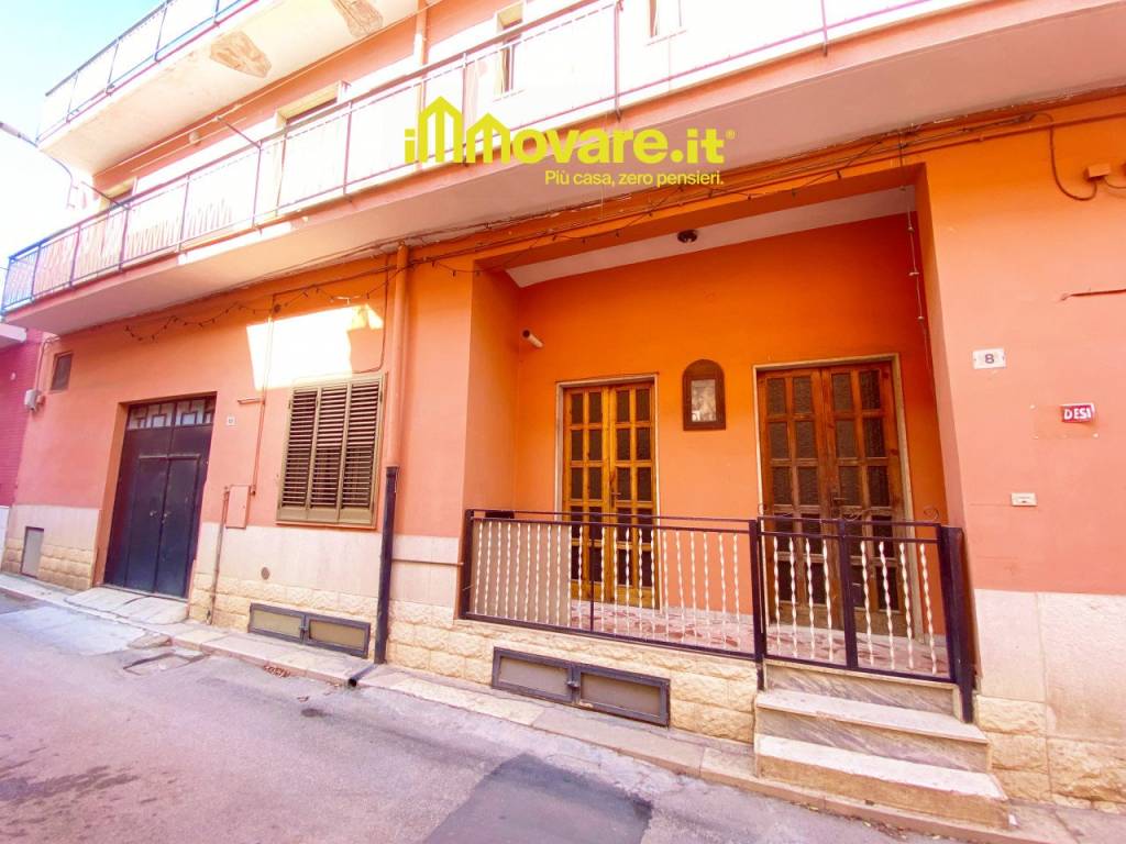 Casa indipendente a Sannicandro di bari in Via Marco Minghetti 8-10 - Foto 2
