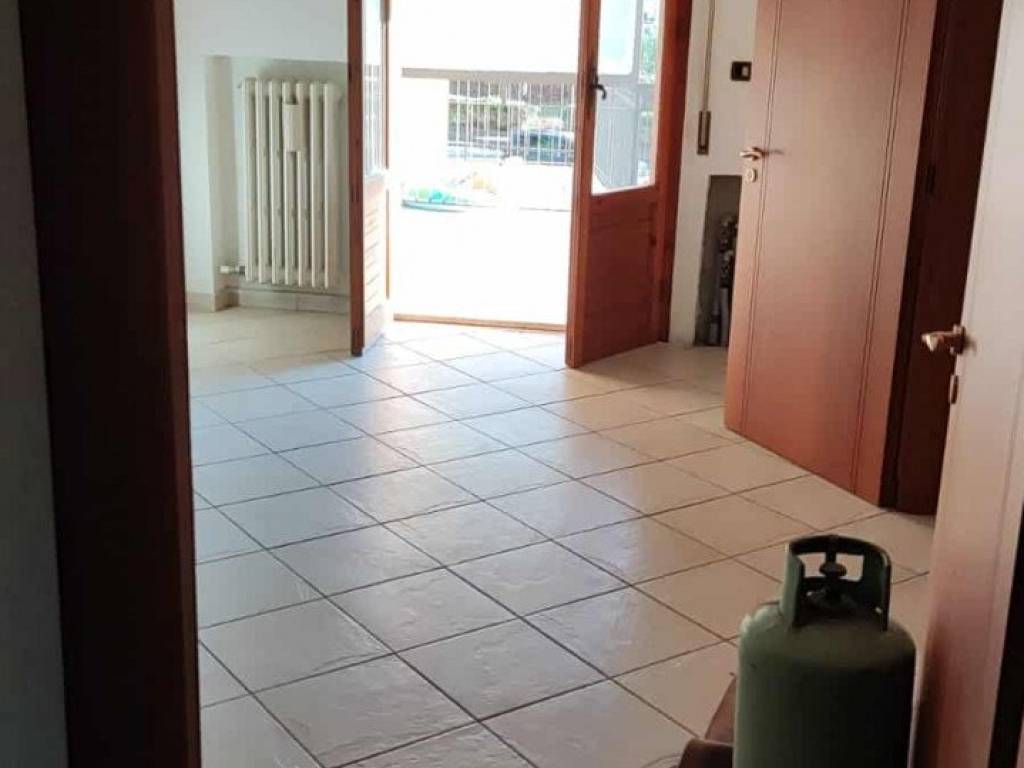 Appartamento a Poggibonsi in Via Libertà 27 - Foto 2