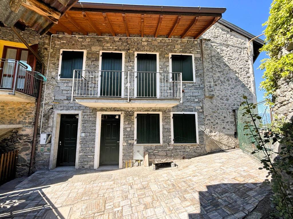 Casa indipendente a Traona in Via Alcide De Gasperi - Foto 2