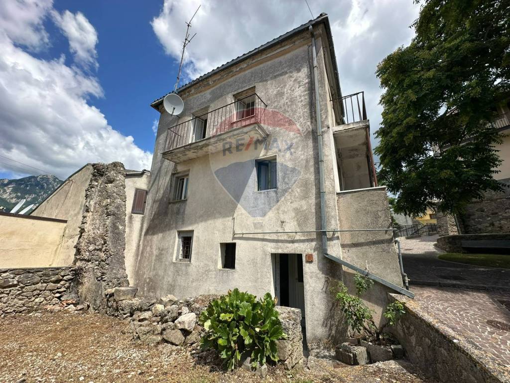 Casa indipendente a Scapoli in Via Casile, 13 - Foto 5