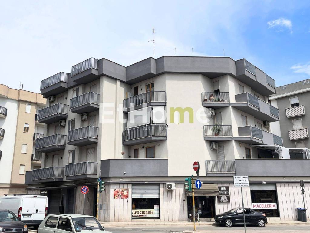 Immobile a Andria in Via Padre Savarese, 109 - Foto 2