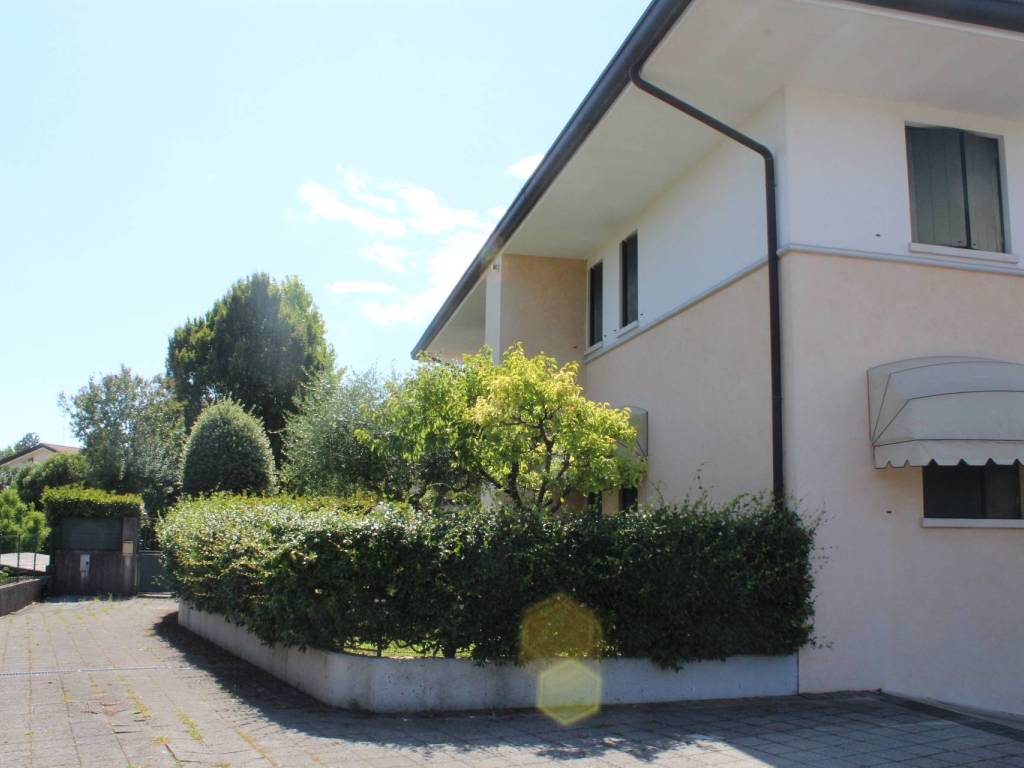 Appartamento a Porcia in Via Muzzile - Foto 2