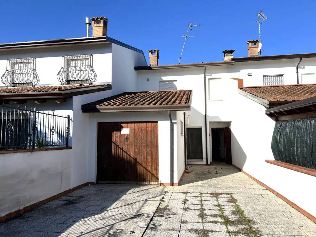 Villa a Fiscaglia in Via Giacomo Matteotti S.N.C. - Foto 2