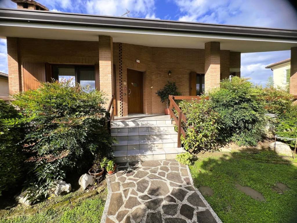Villa a Riva del po in Via Pietro Nenni S.N.C. - Foto 3
