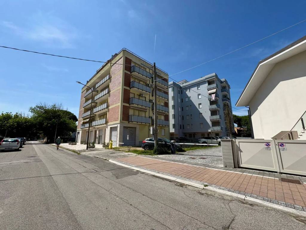 Appartamento a Comacchio in Via Della Paganella, 8 - Foto 2