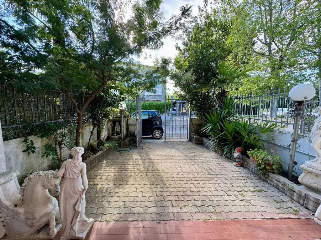 Villa a Comacchio in Via Monte Cengio S.N.C. - Foto 4