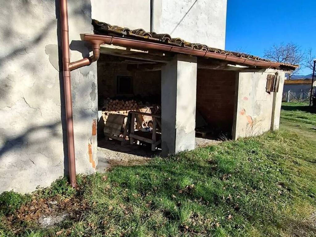 Rustico / casale a Castel focognano in Salutio S.N.C. - Foto 3