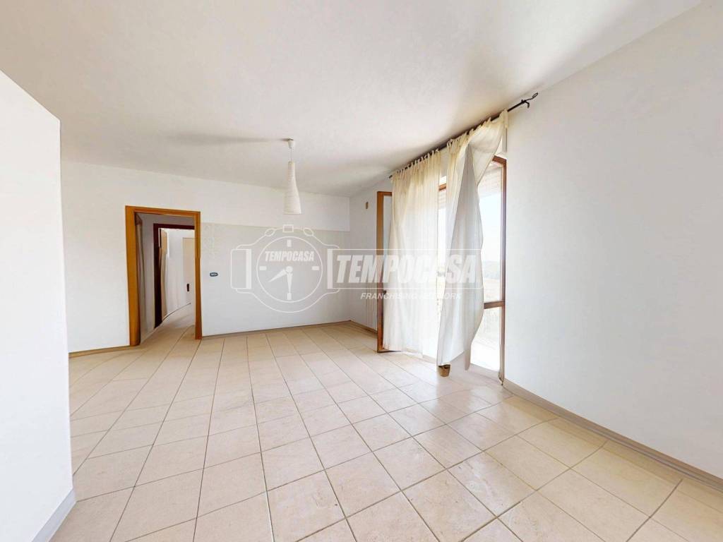 Appartamento a Turi in Strada Sammichele - Foto 2