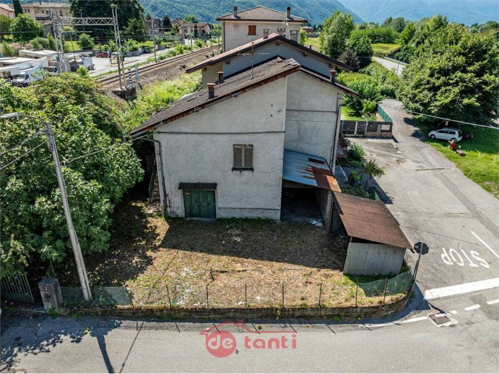Casa indipendente a Novate mezzola in Piazzale Lago - Foto 2