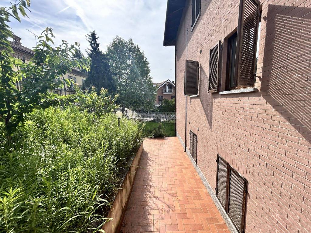 Palazzo / stabile a Montegrosso d'asti in Via Montello 9 - Foto 3