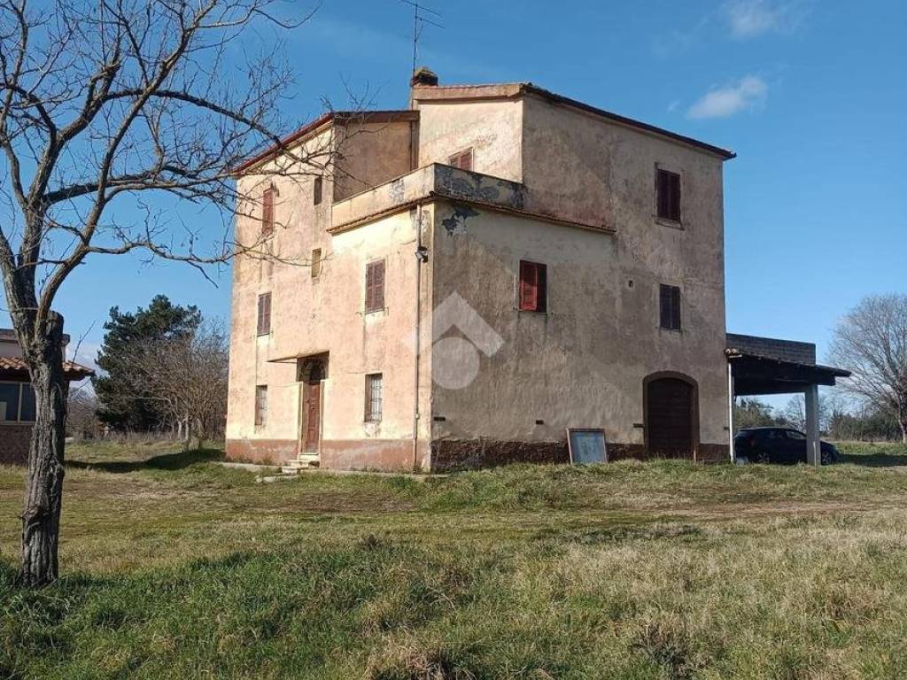 Casa indipendente a Civita castellana in Via nepesina, 39 - Foto 2