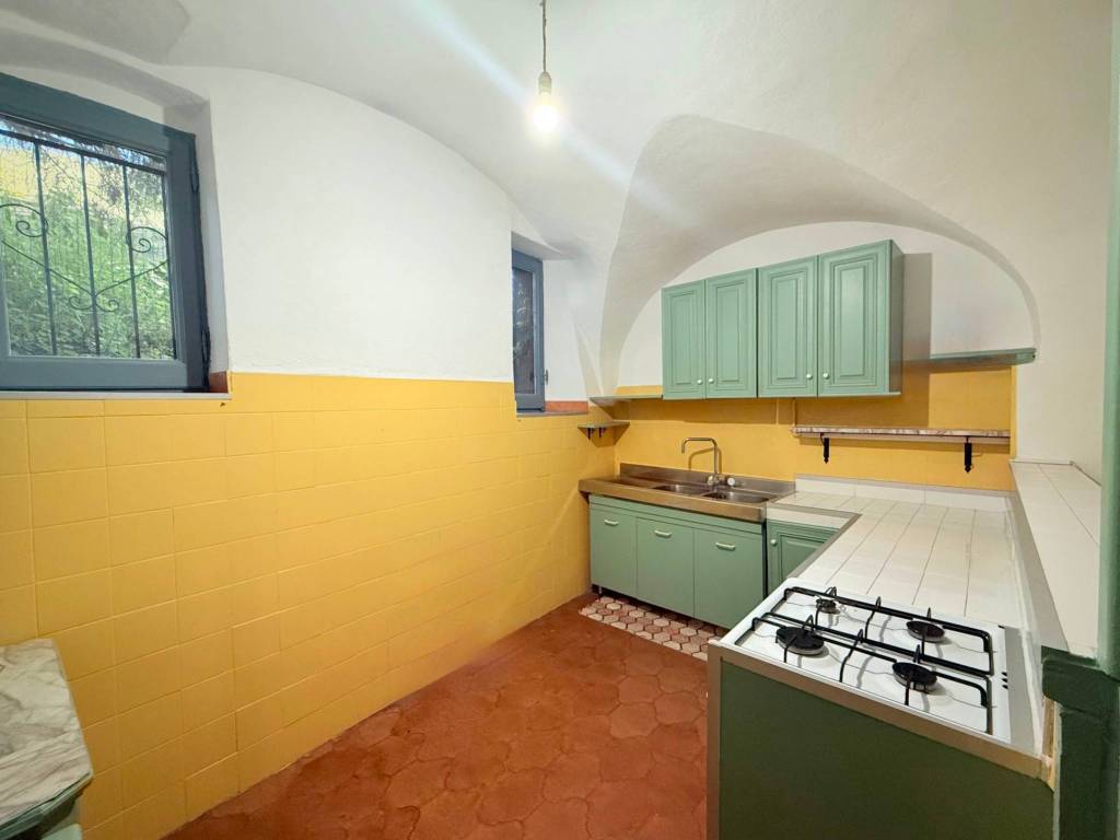 Appartamento a Dolceacqua in Via San Michele, 5 - Foto 2