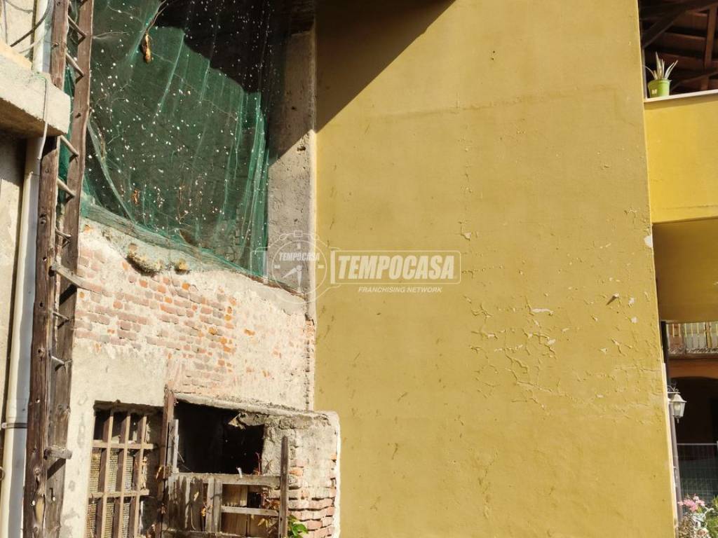 Rustico / casale a Caronno pertusella in Via Trieste - Foto 2
