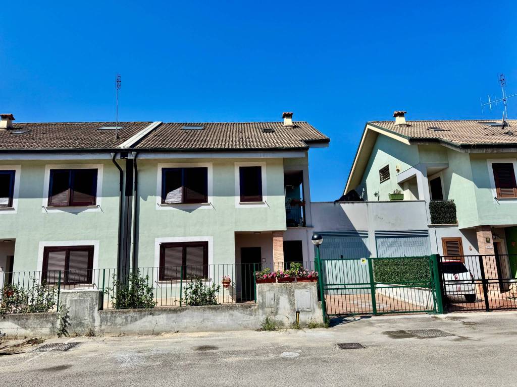 Villetta a schiera a Ceccano in Via dell'Olmo - Foto 3
