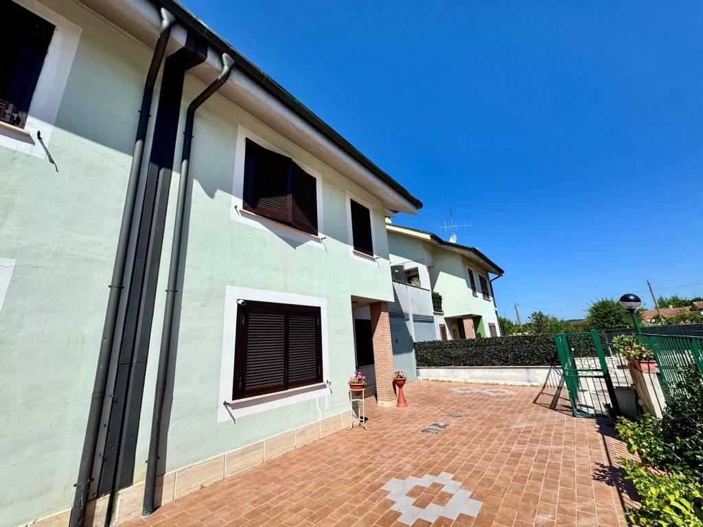 Villetta a schiera a Ceccano in Via dell'Olmo - Foto 5