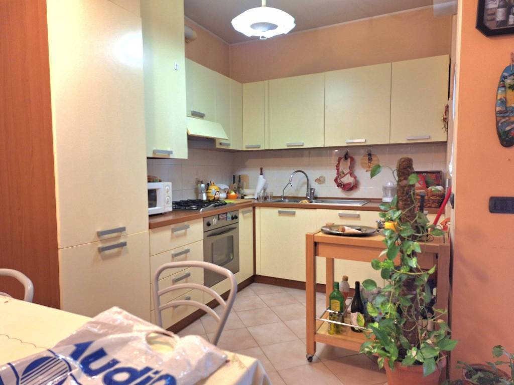 Appartamento a Piacenza in Via Città di Picerno - Foto 3