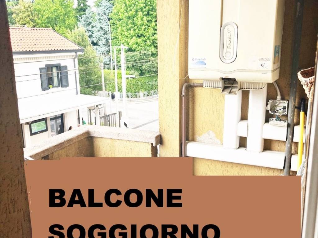 Appartamento a Carugo in Via Vincenzo Monti - Foto 3