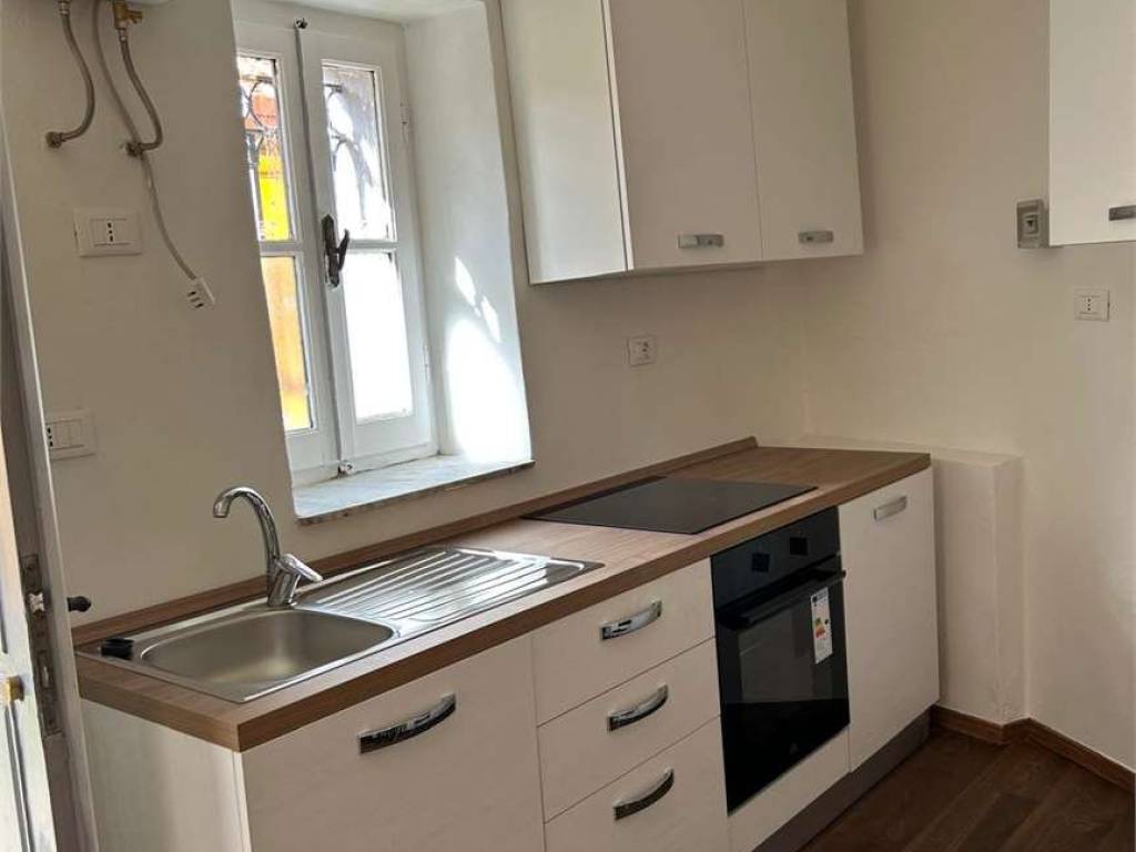 Casa indipendente a Sarzana in VIA FORTEZZA, 55 - Foto 5