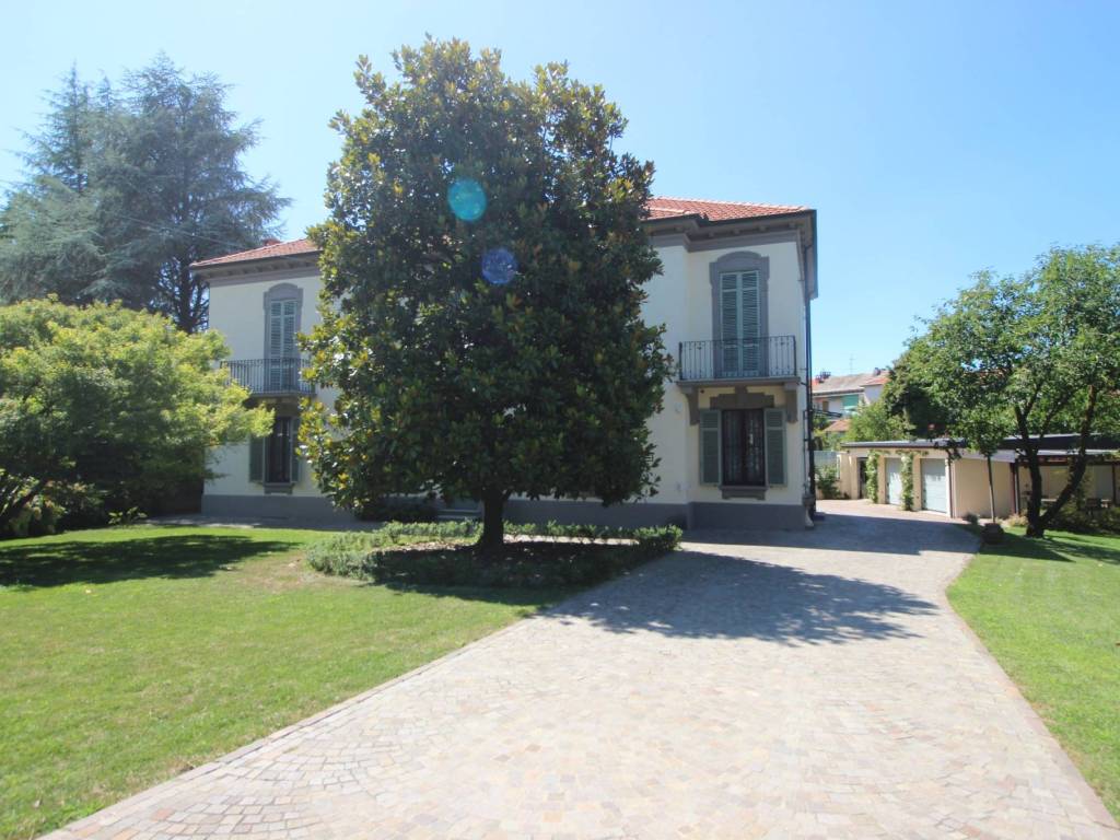 Villa a Casale monferrato in Via Salita Sant'Anna, 107 - Foto 3