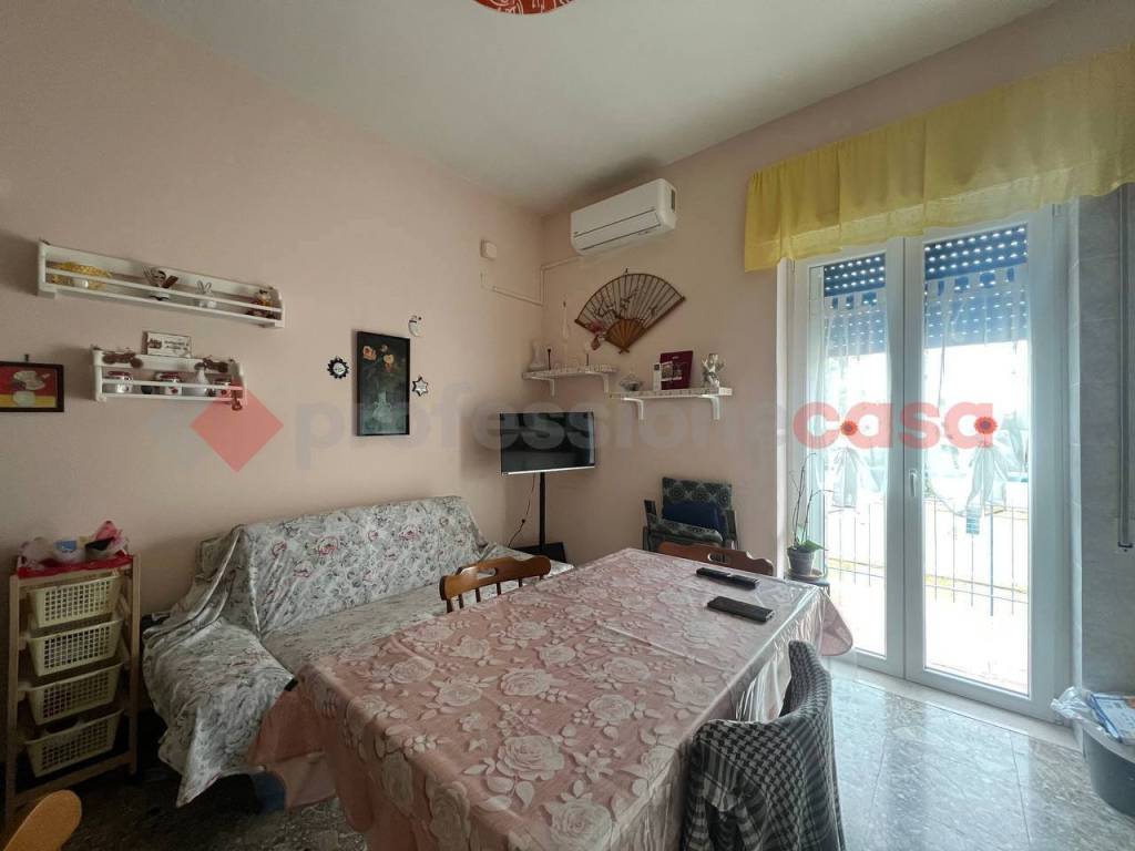 Appartamento a Taranto in VIA GATTUCCI , 15 - Foto 4