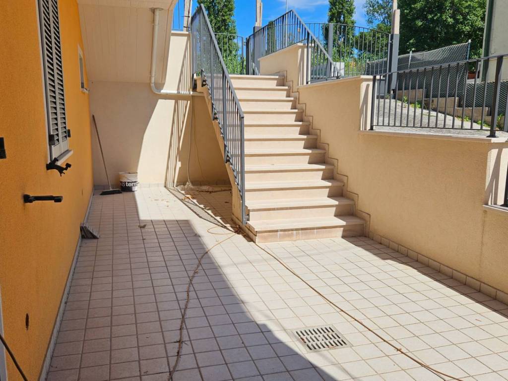 Appartamento a Fano in Passeggi/S.Orso - Foto 2