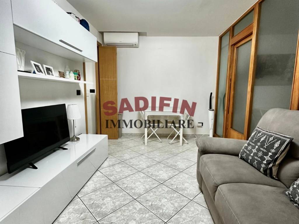 Appartamento a Modugno in Vico Savoia, 14 - Foto 2