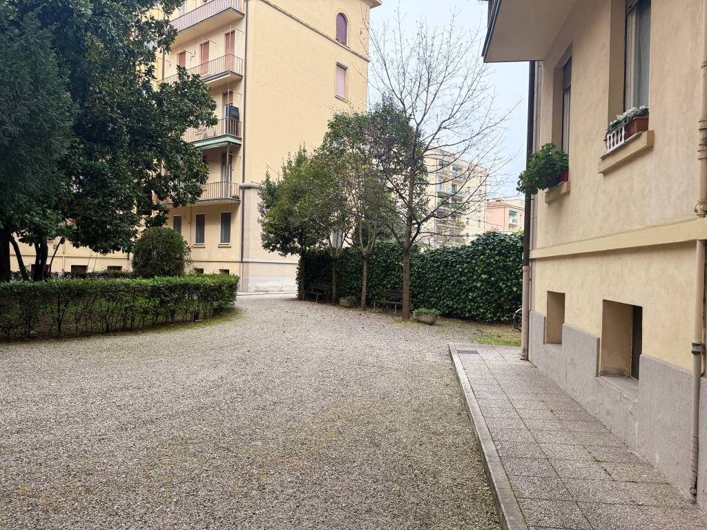 Appartamento a Verona in Via Generale Gaetano Giardino - Foto 5